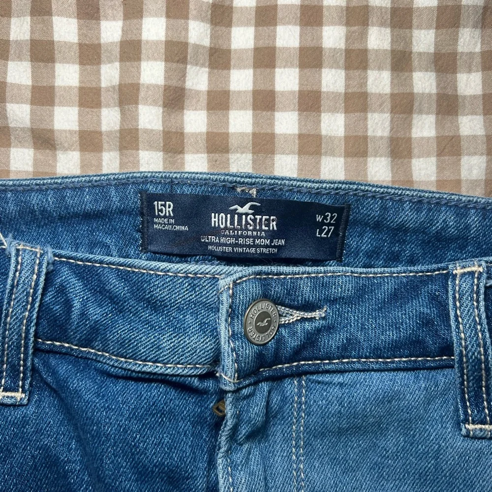 Hollister Men's Blue Patchwork Jeans - Picture 2 of 6
